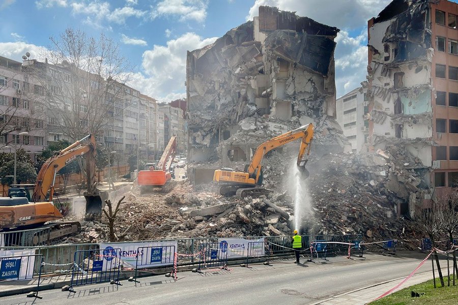 construction-environmental-impact-evolution-314677g81w.jpg