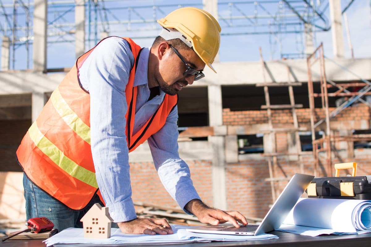 Why Your Static Material Schedule Is Derailing UK Projects