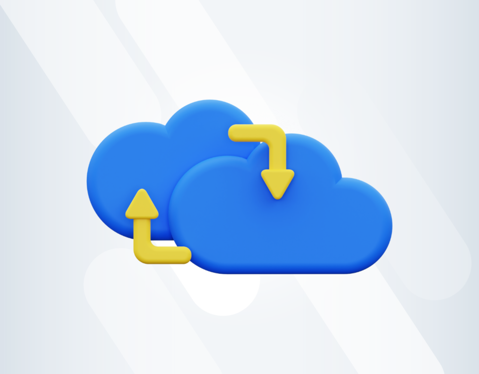 Article thumbnail with 3d image of two clouds representing cloud storage with arrows indicating data exchange